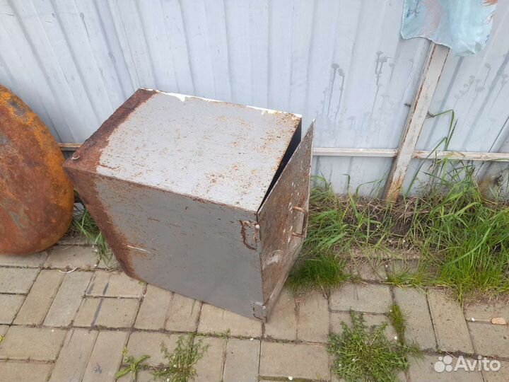 Ящик подвесной для инструмента