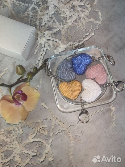 Брелок сердечко из бисера