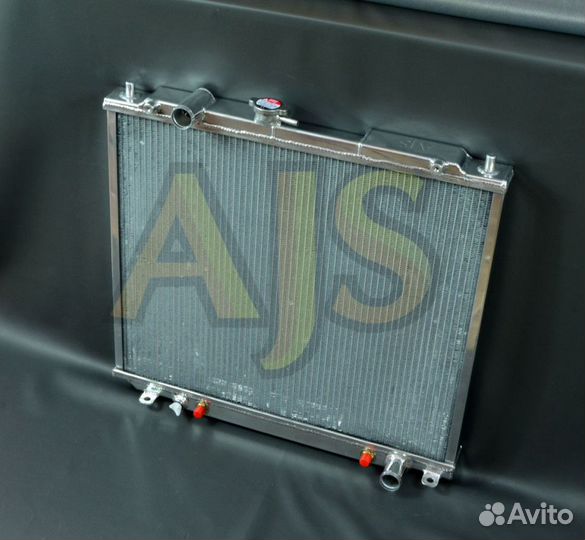 Радиатор алюминиевый MMC Pajero V46 4m40 40мм AT A