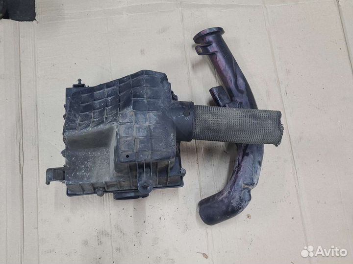 Корпус воздушного фильтра Opel Omega B