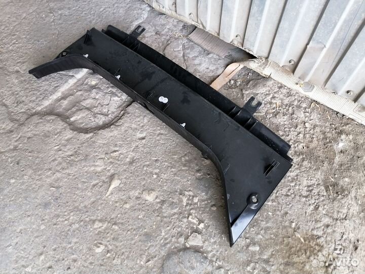 Обшивка багажника Mercedes-Benz CLS-Класс