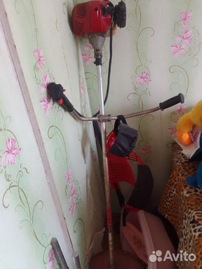 Триммер бензиновый