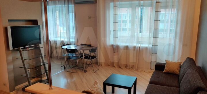 2-к. квартира, 56 м², 6/6 эт.