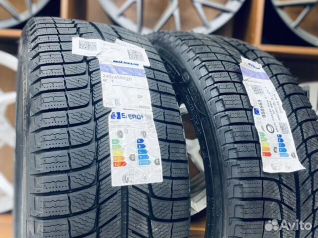 Michelin X-Ice 3 245/45 R20