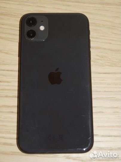 iPhone 11, 64 ГБ