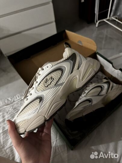 Кроссовки Lacoste женские