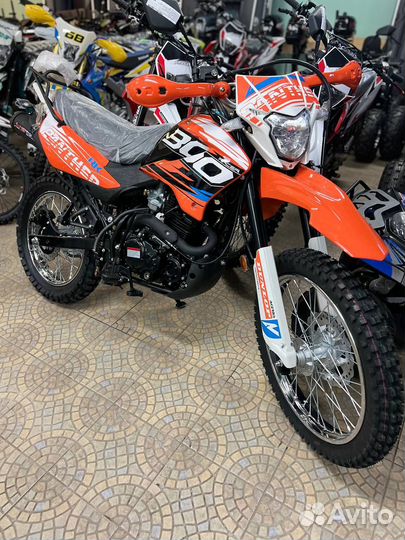 Мотоцикл racer panther RC300