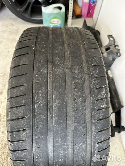 Michelin Pilot Sport 4 SUV 255/45 R19 100V