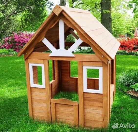 Детский игровой домик из дерева