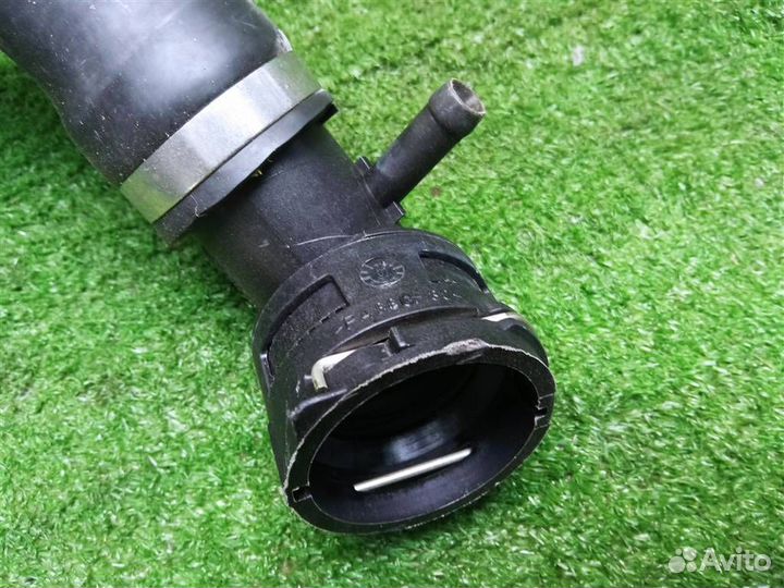 Патрубок радиатора Volkswagen Touareg (2002-2010)