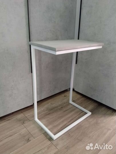 Прикроватный столик для ноутбука