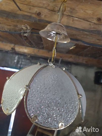 Люстра на цепочке для кухни или не большой спальни