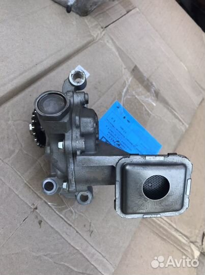 Toyota 2ZR-FE масленный насос