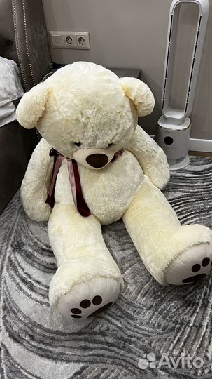 Плюшевый медведь