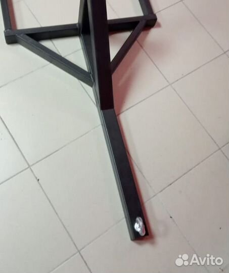 Кронштейн настенный для боксерского мешка