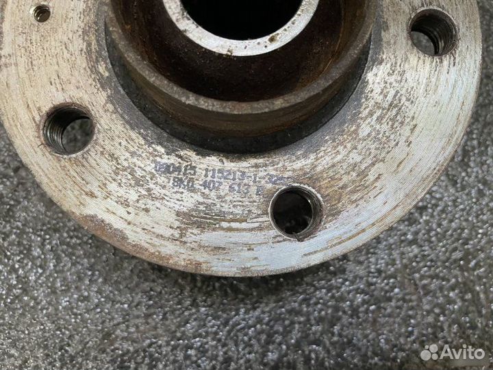 Ступица задняя левая Audi A4 B8 2.0 tfsi