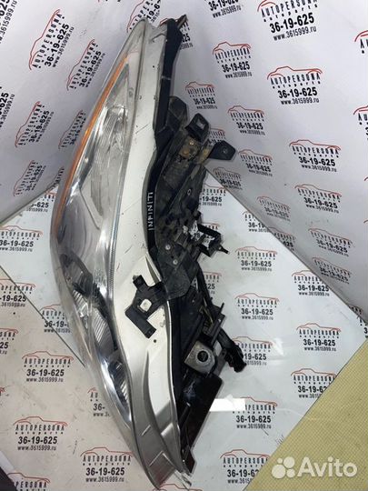 Фара ксеноновая передняя правая Infiniti G37 G37