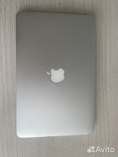 Apple MacBook Air 11