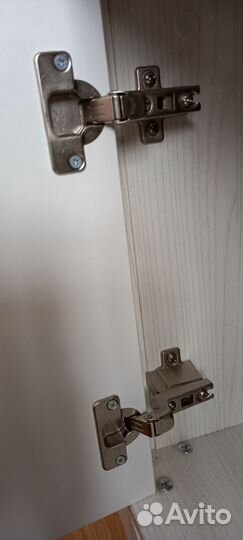 Тумба под телевизор с полкой