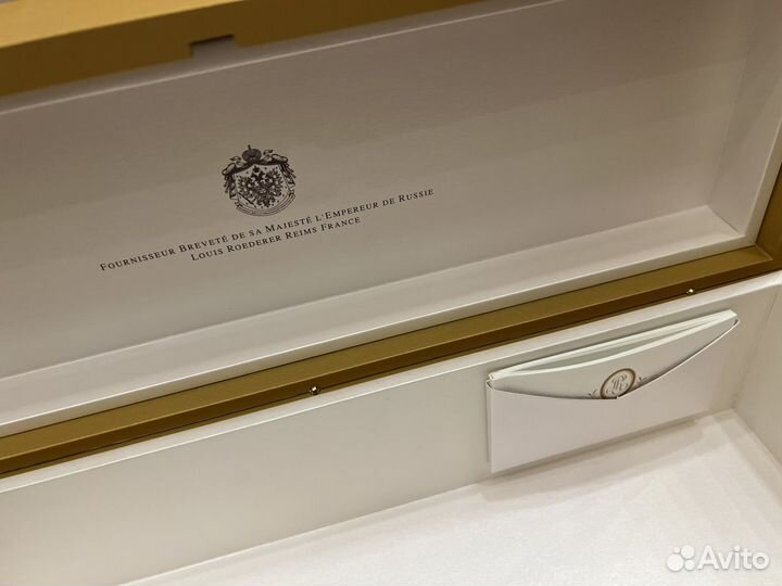 Коробка от шампанского 2007г louis roederer