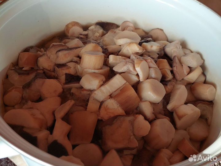 Замороженные белые грибы, подосиновики