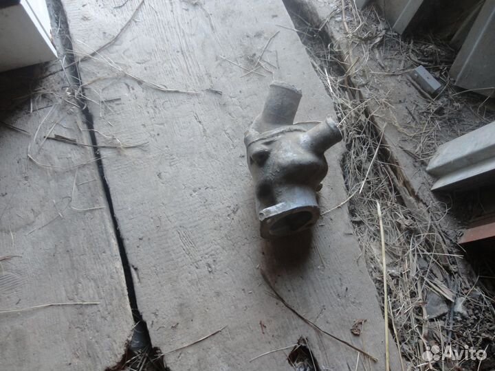 Корпус термостата ЗИЛ