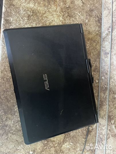 Ноутбук asus