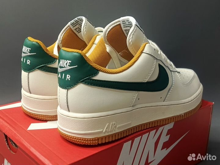 Кроссовки Nike air force 1