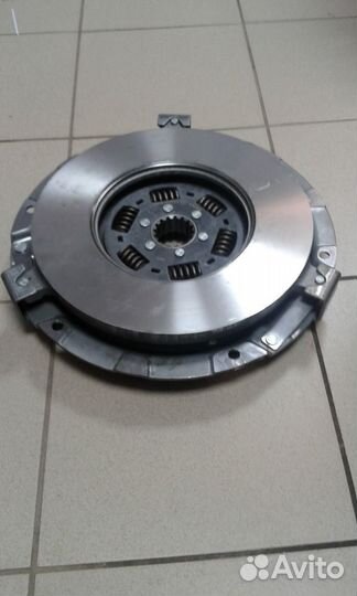 Корзина сцепления мтз (лепестковая)