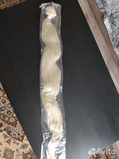 Волосы на трессах