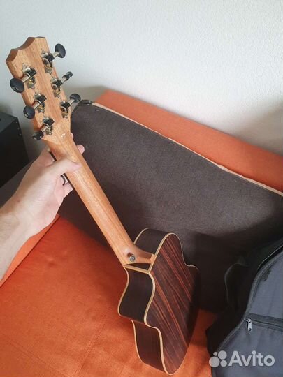 Электро-Акустическая гитара