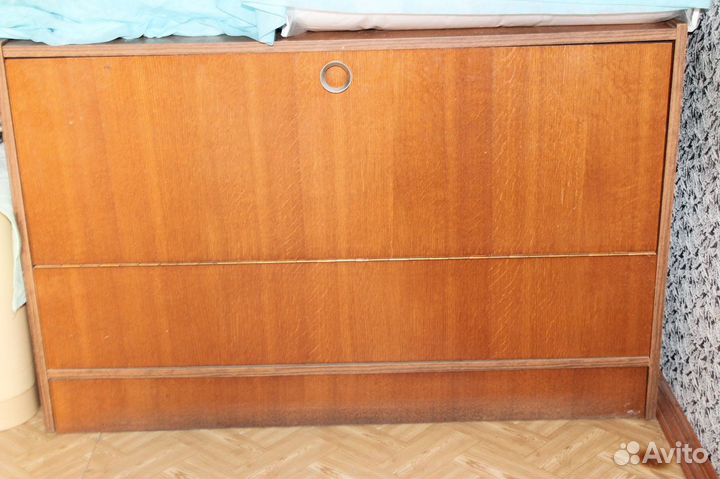 Тумба времён СССР для одеяла,подушек