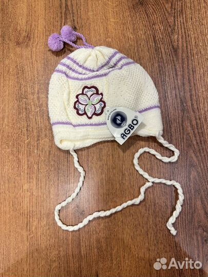 Шапка с завязками для девочек
