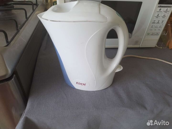 Чайник электрический бу