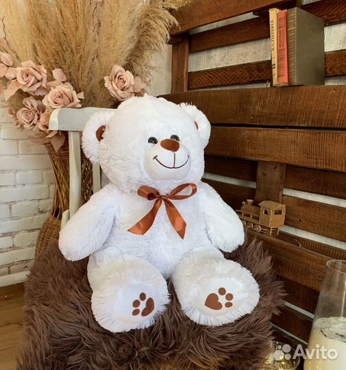 Плюшевый мишка игрушка белый