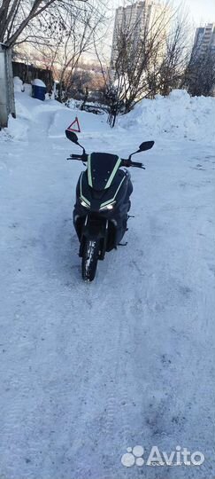 Regulmoto grido LJ 175 t18