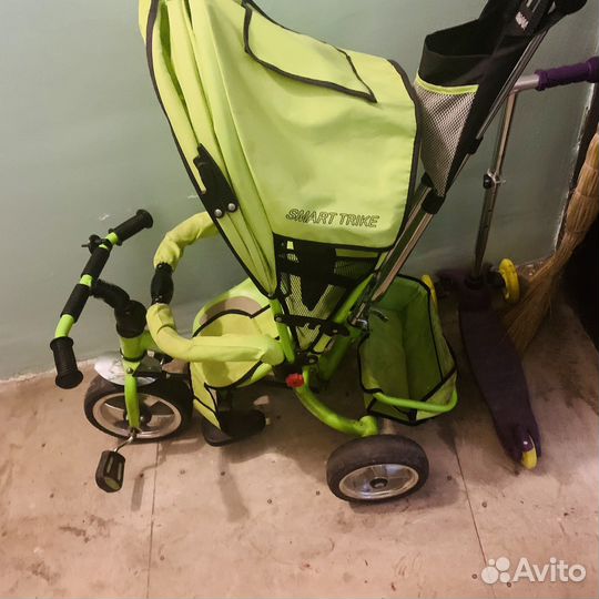 Детский велосипед с родительской ручкой