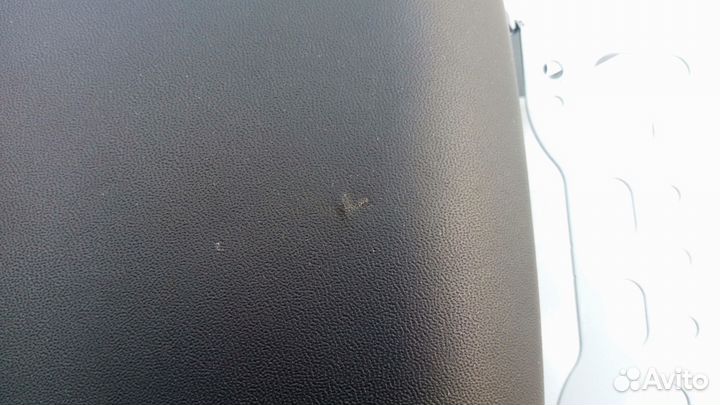 Подлокотник на subaru XV