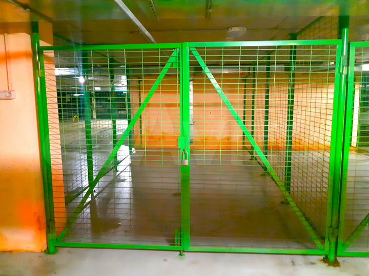 Машиноместо, 18 м²