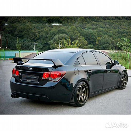 Спойлер Sequence на багажник для Chevrolet Cruze