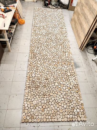 Панно из можжевельника