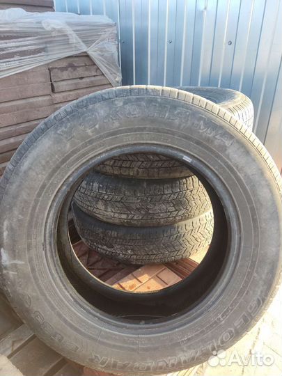 Yokohama Geolandar G033 215/7 R16