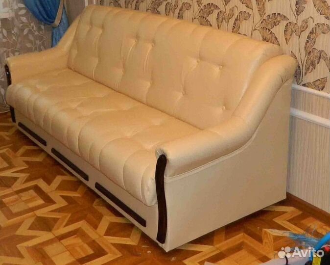 Перетяжка и замена обивки стульев / банкеток