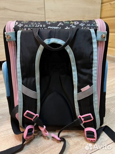 Школьный рюкзак