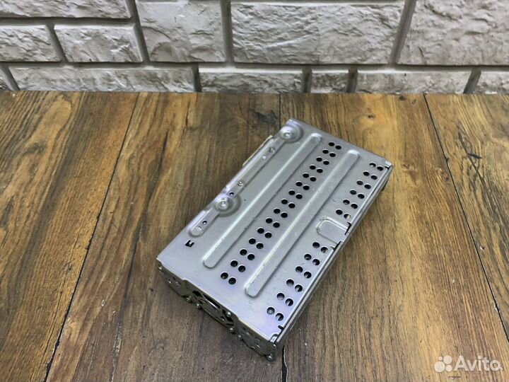 Toyota Land Cruiser Усилитель акустической системы