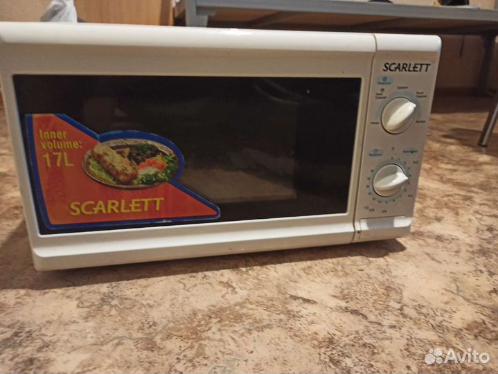 Микроволновая печь Scarlett бу