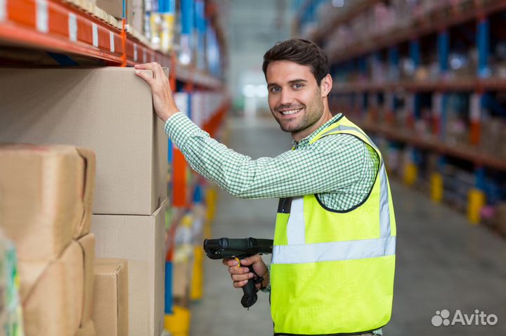 Комплектовщик на склад питание проживание