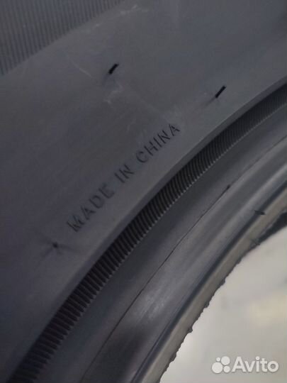 Arivo Ultra ARZ5 275/60 R20