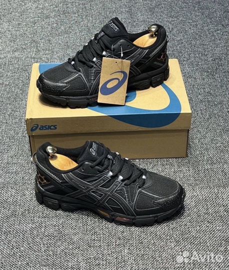 Зимние кроссовки asics Gel Kahana 8