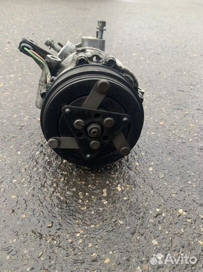 Компрессор кондиционера Volkswagen Polo седан